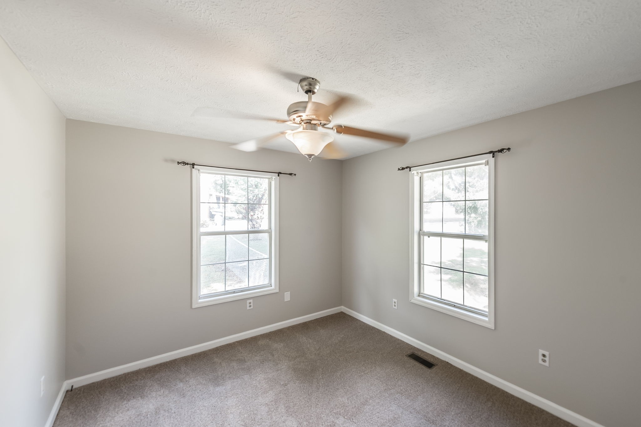 1241 Timberwood Dr Property Photo 25
