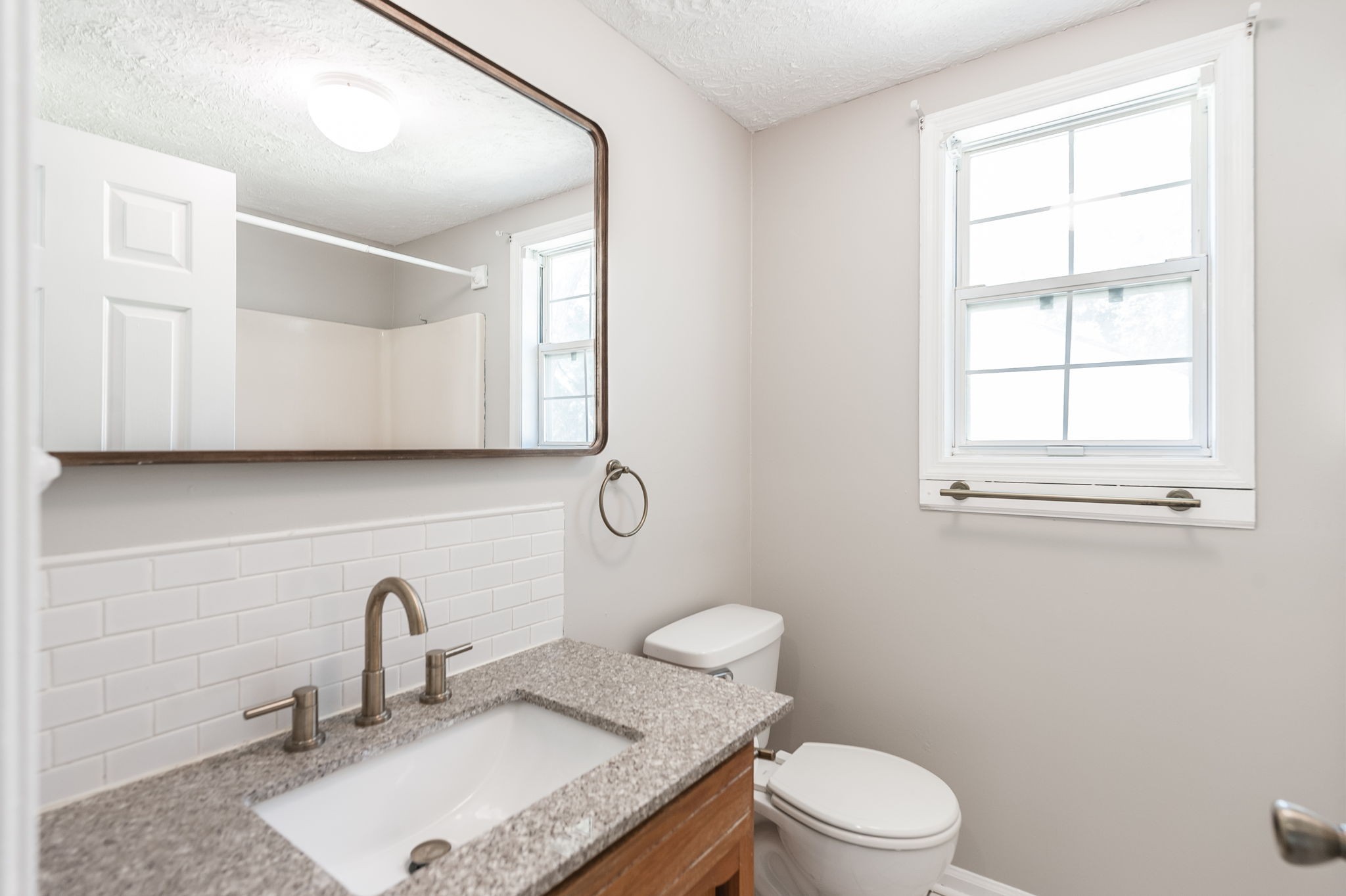 1241 Timberwood Dr Property Photo 30