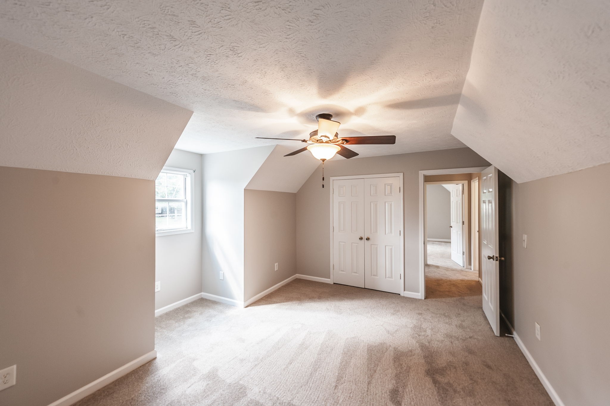 1241 Timberwood Dr Property Photo 36