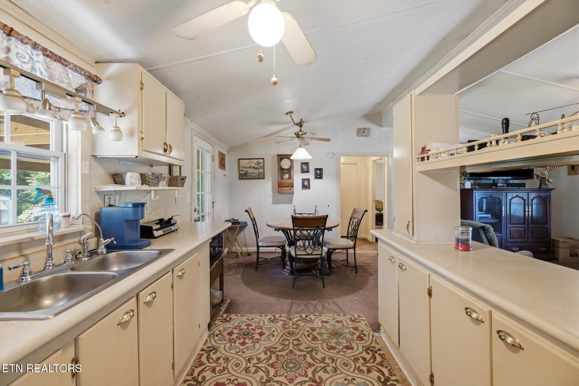 220 County Road 475 Property Photo 11