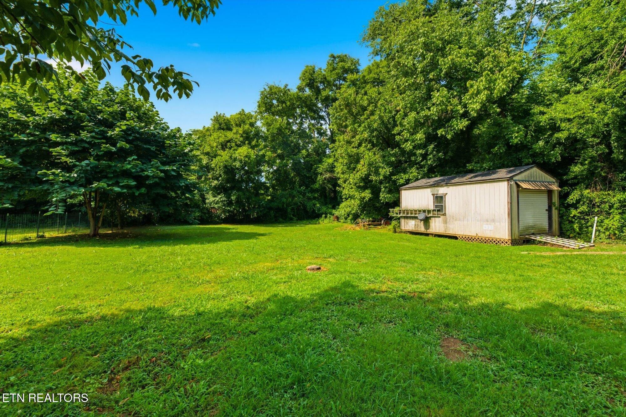 220 County Road 475 Property Photo 24