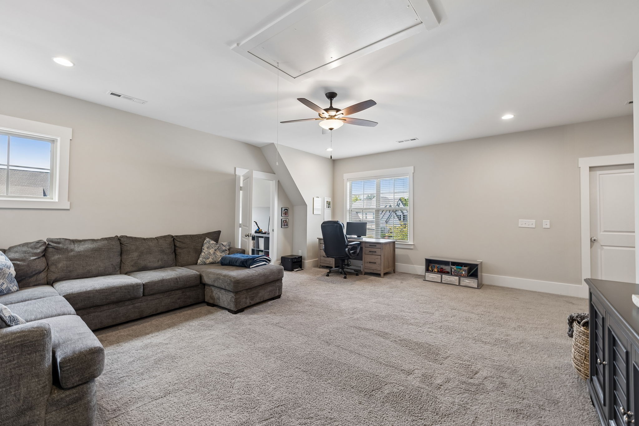 5816 Wagonvale Dr Property Photo 27