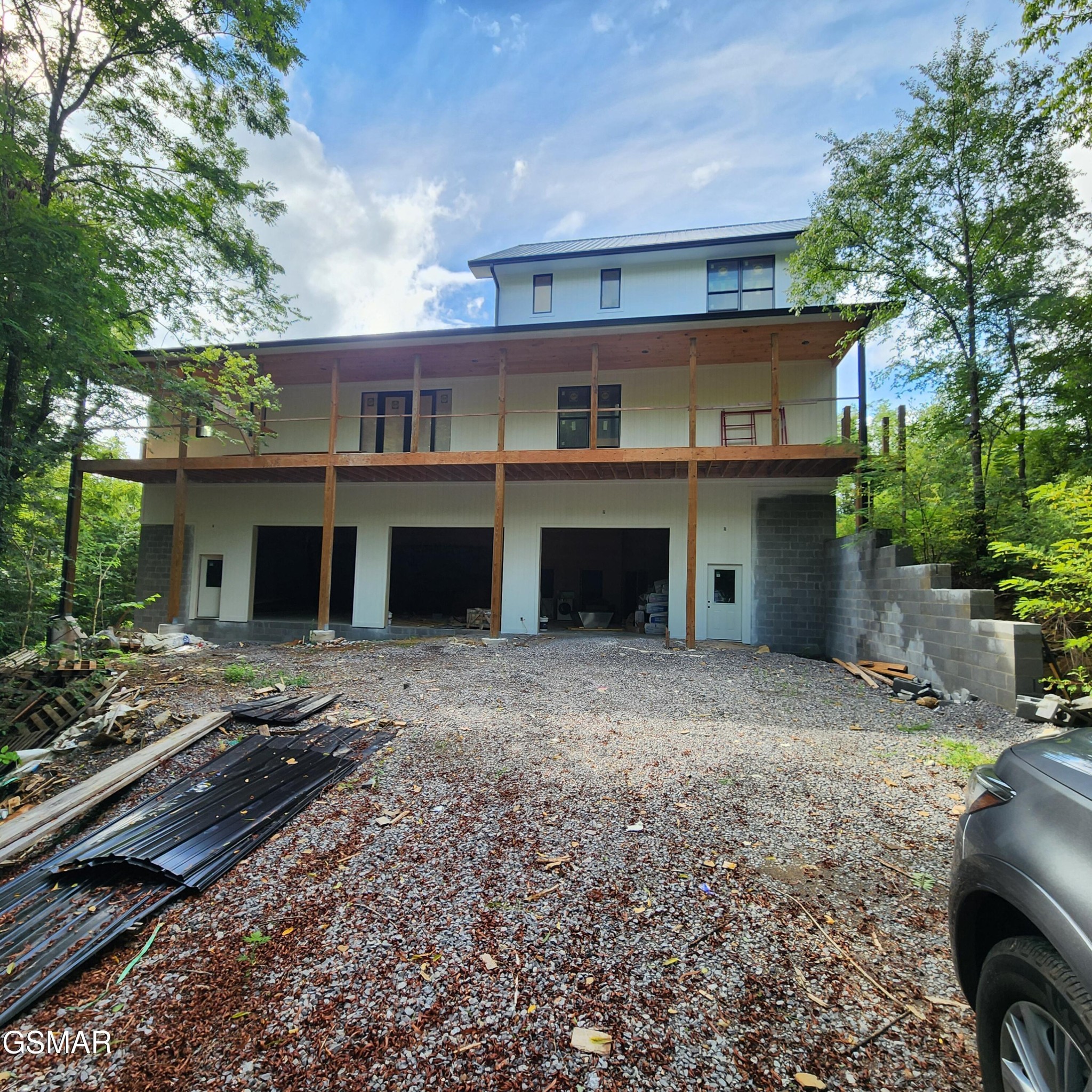 815 Penelope Lane Property Photo 1