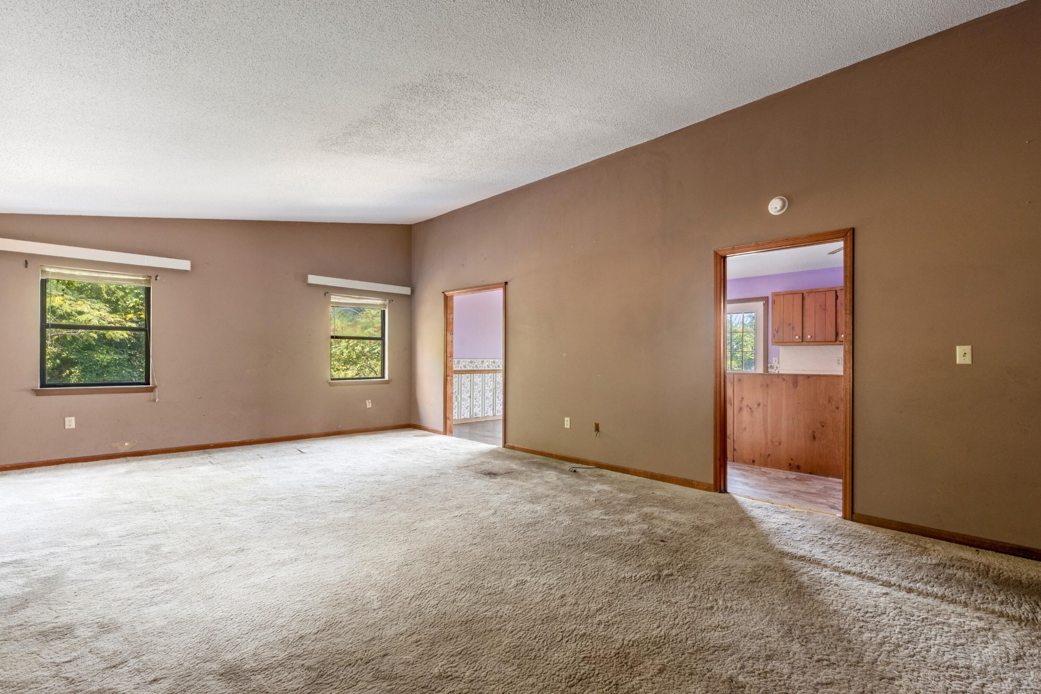 605 Clearview Drive Property Photo 4