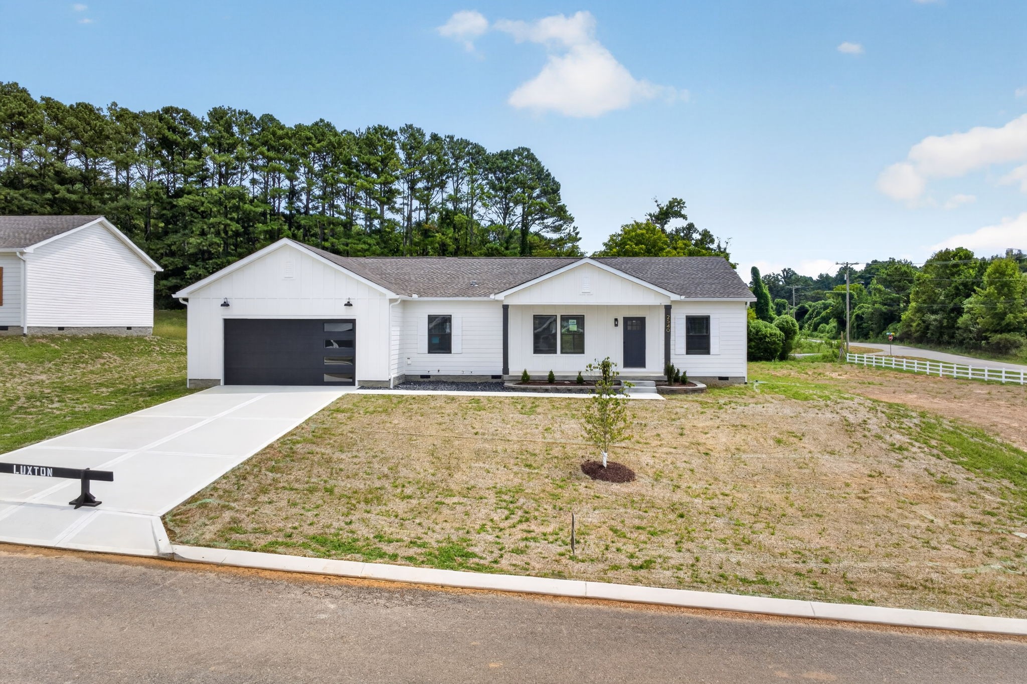 2540 River Ranch Dr Property Photo 1
