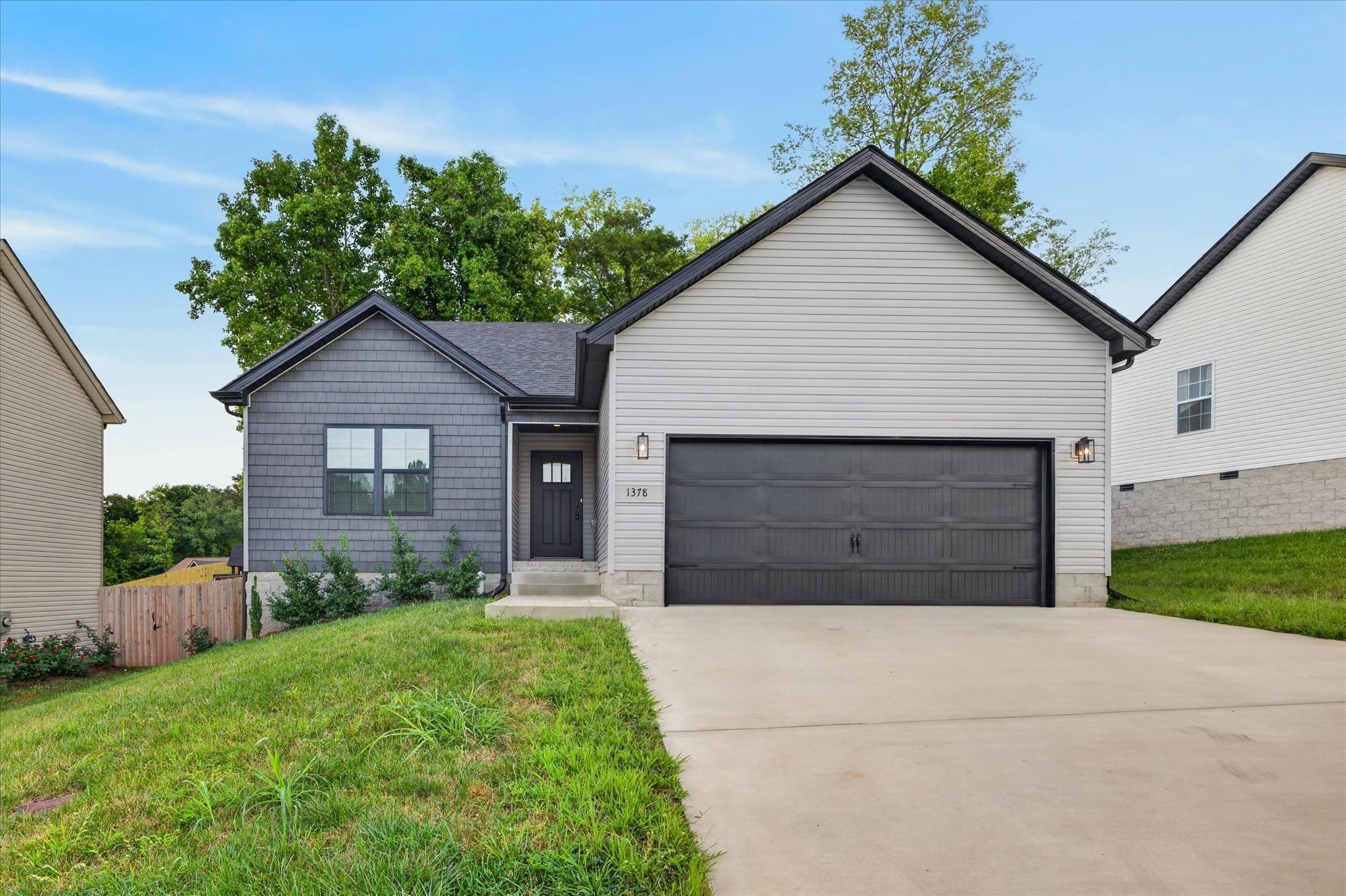 1378 Isaiah Dr Property Photo 1