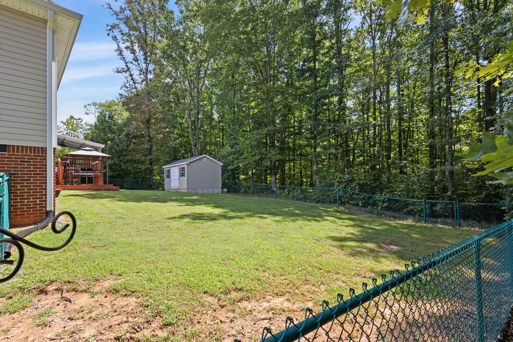 332 Shadows Lawn Dr Property Photo 36