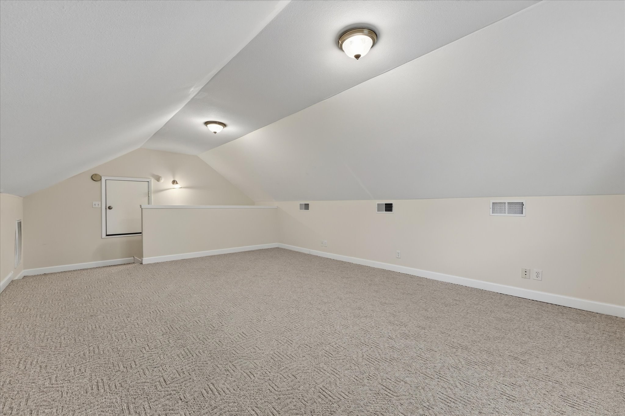 204 Cheshire Rd Property Photo 34