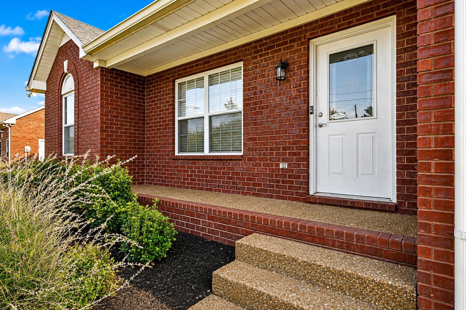 1209 Andrea Ln Property Photo 3