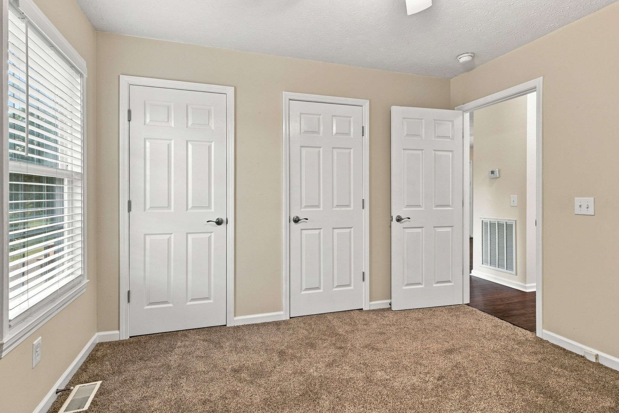 1209 Andrea Ln Property Photo 14