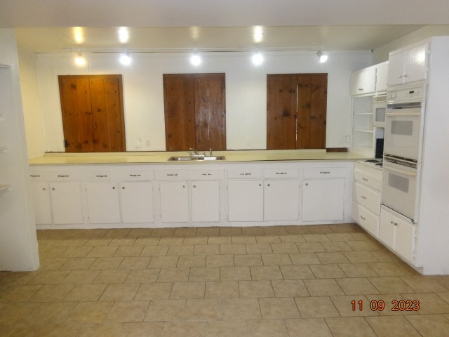 4530 S Carothers Rd Property Photo 5