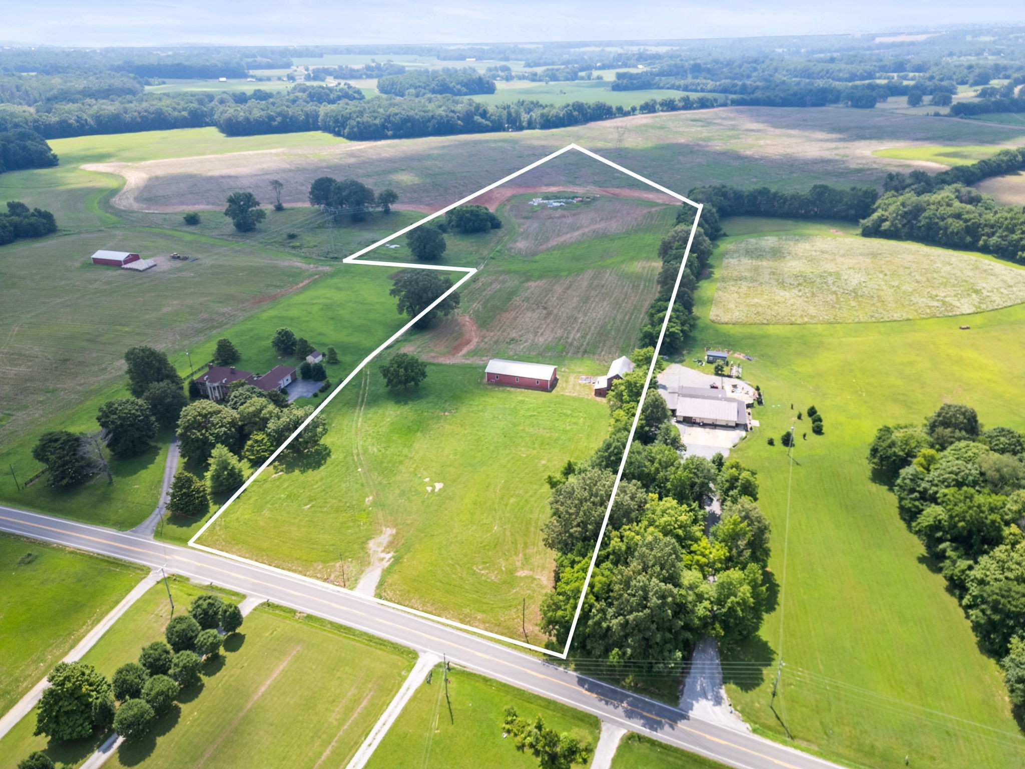 4635 Highway 431n Property Photo 1