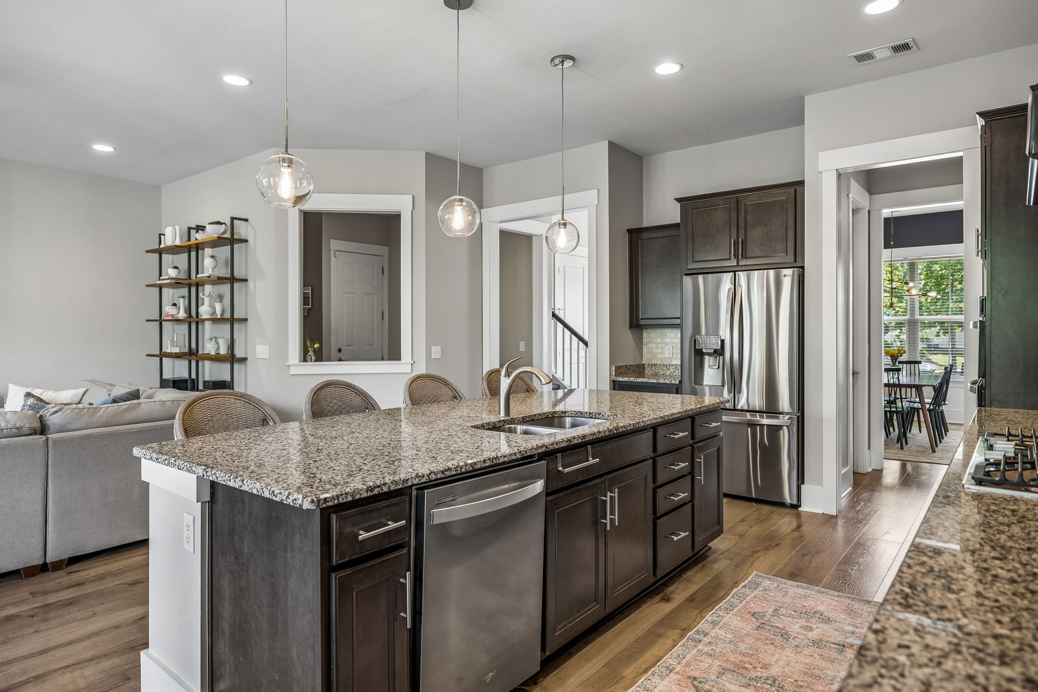 1092 Amelia Park Dr Property Photo 34
