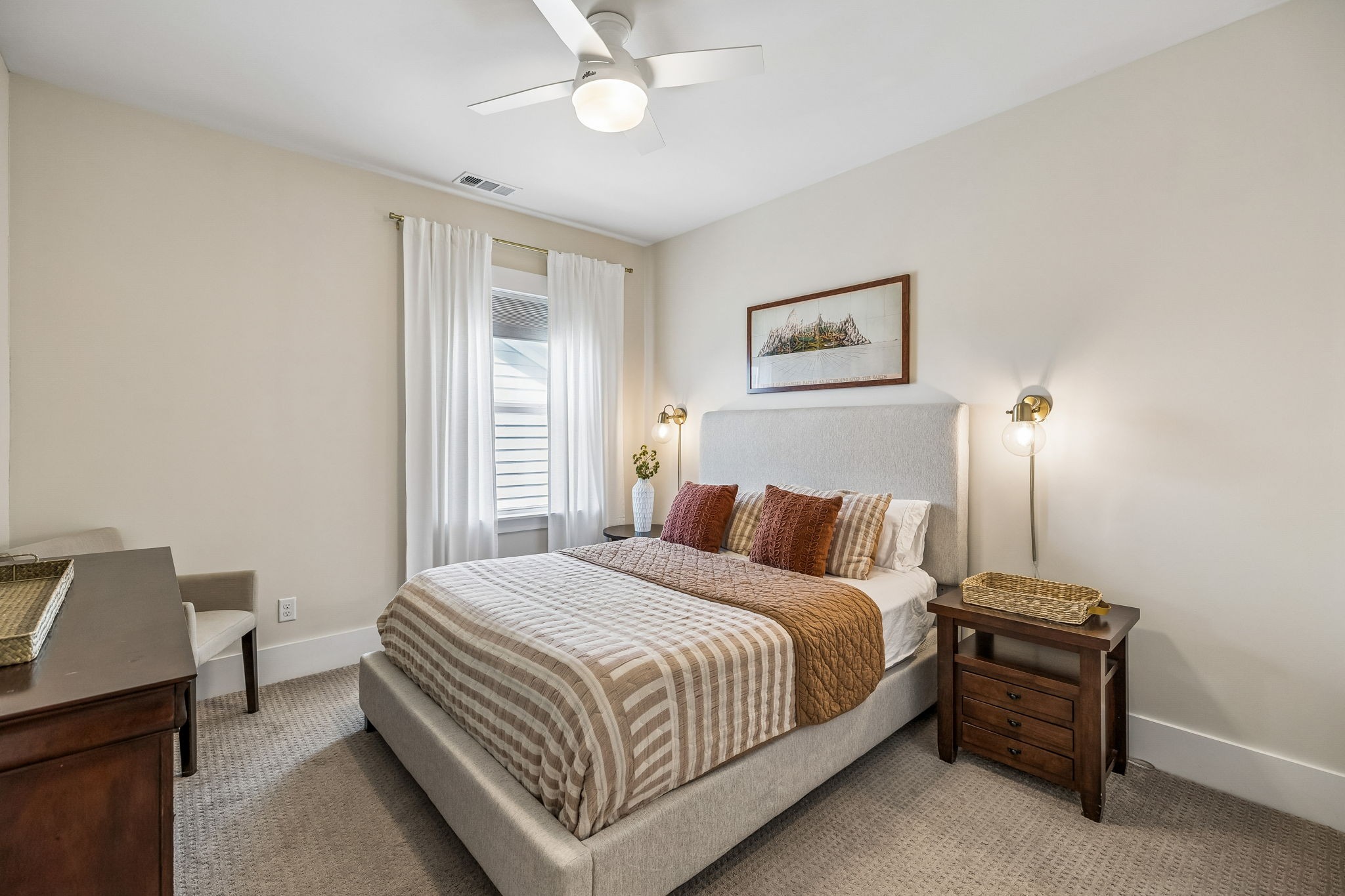 1092 Amelia Park Dr Property Photo 43