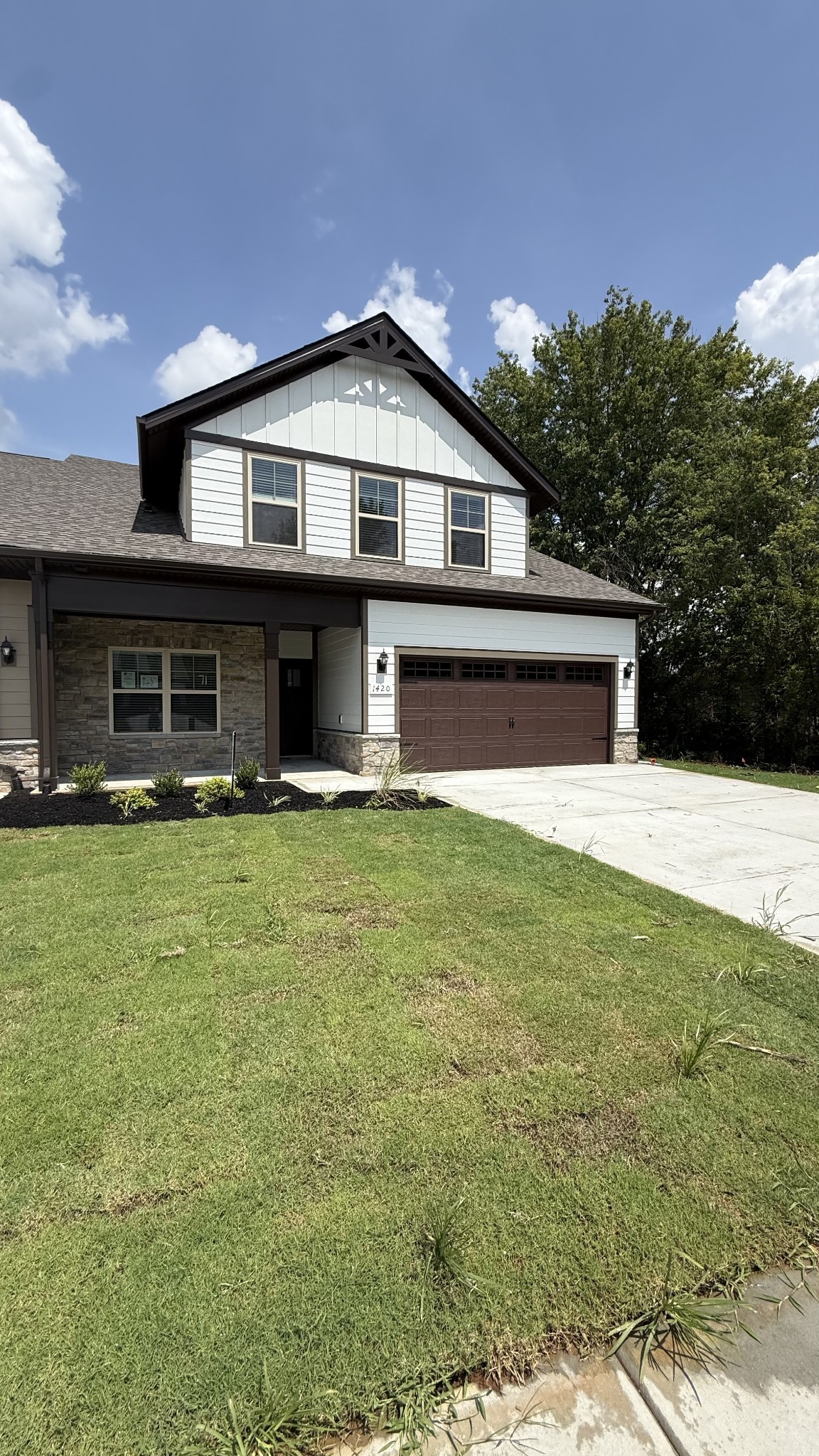 1420 Suzanne Drive Property Photo 1