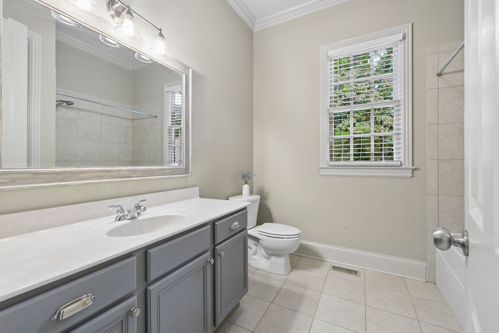 2025 Waterstone Dr Property Photo 36
