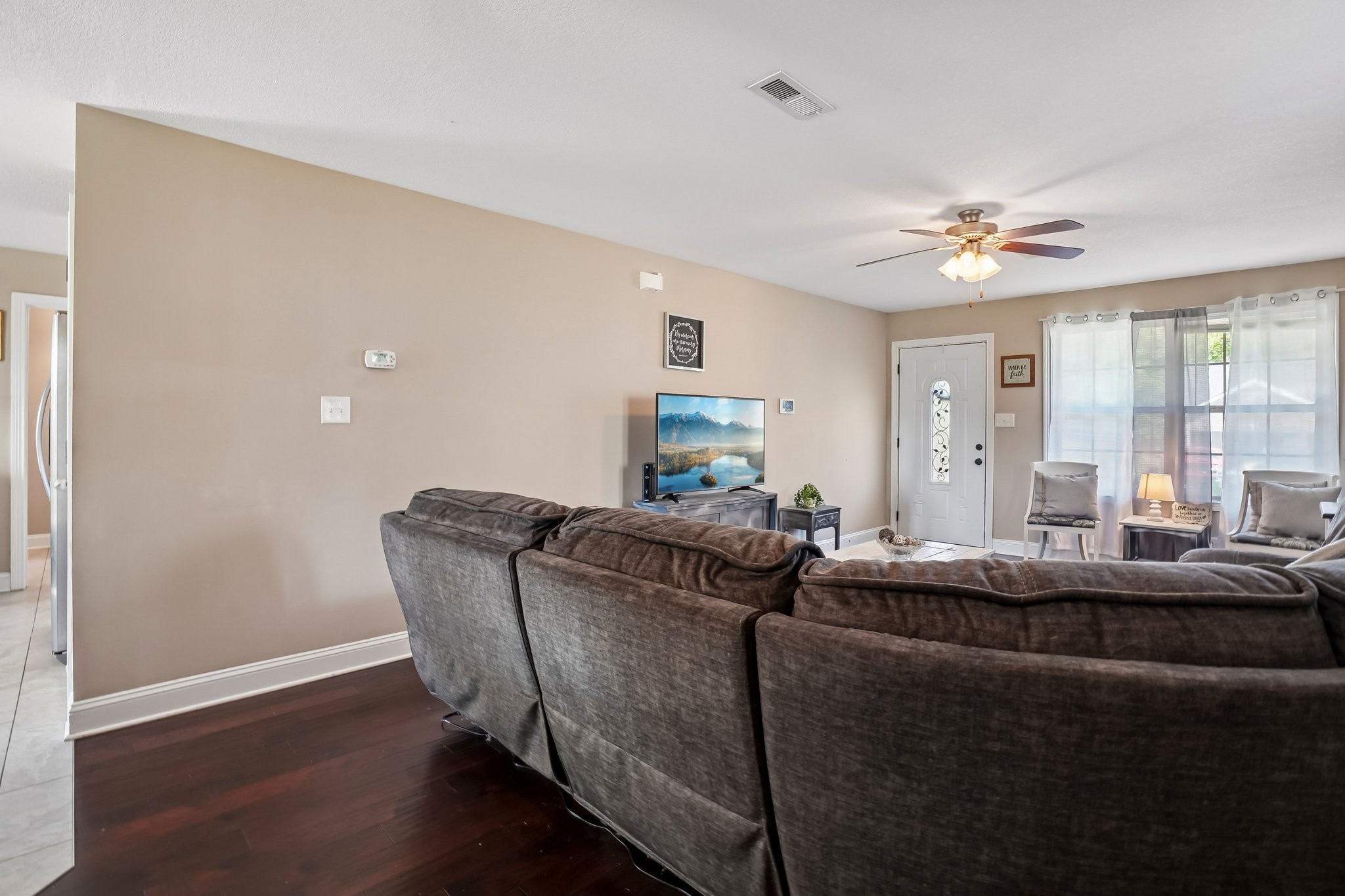639 Hollow Crst Property Photo 8