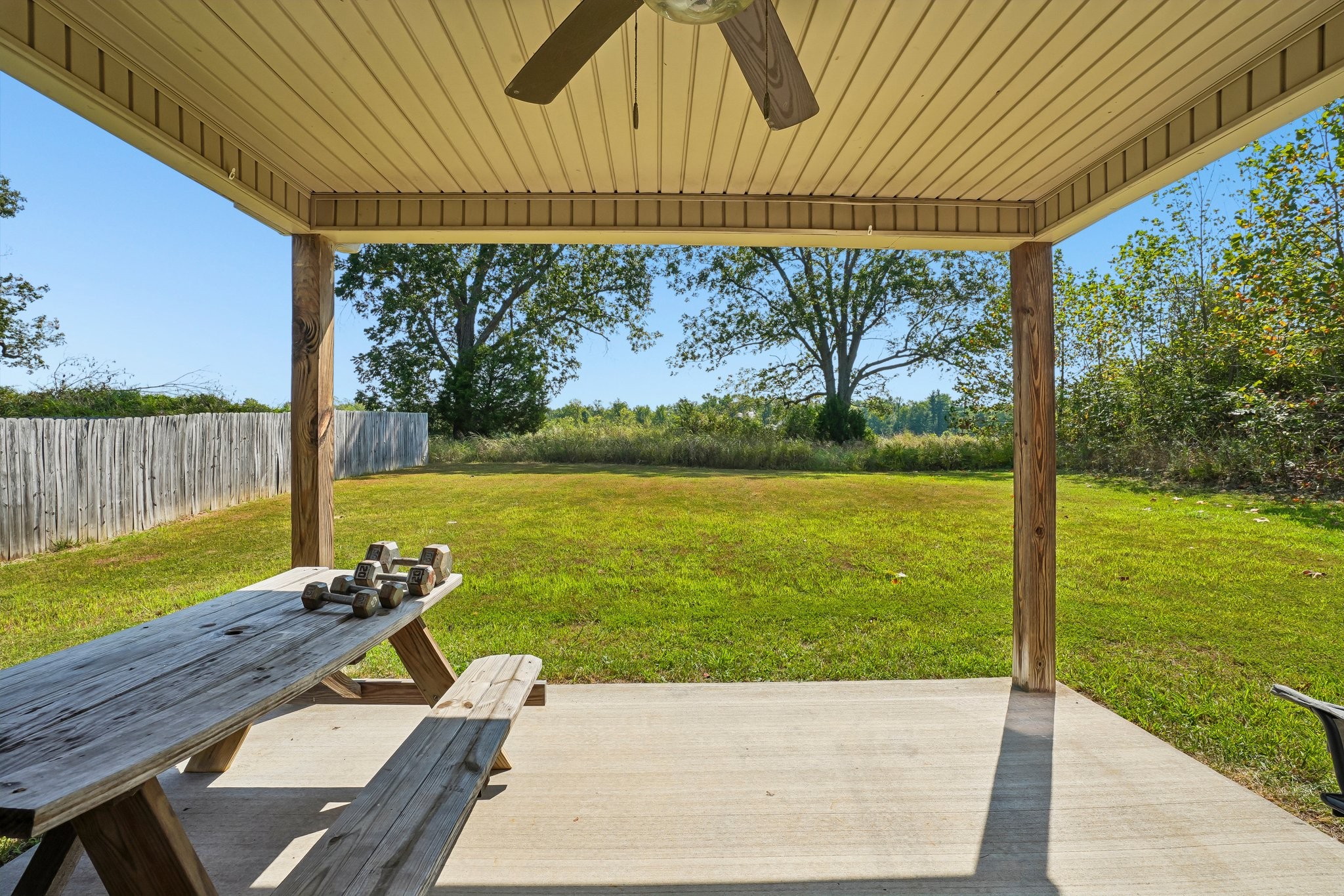639 Hollow Crst Property Photo 33