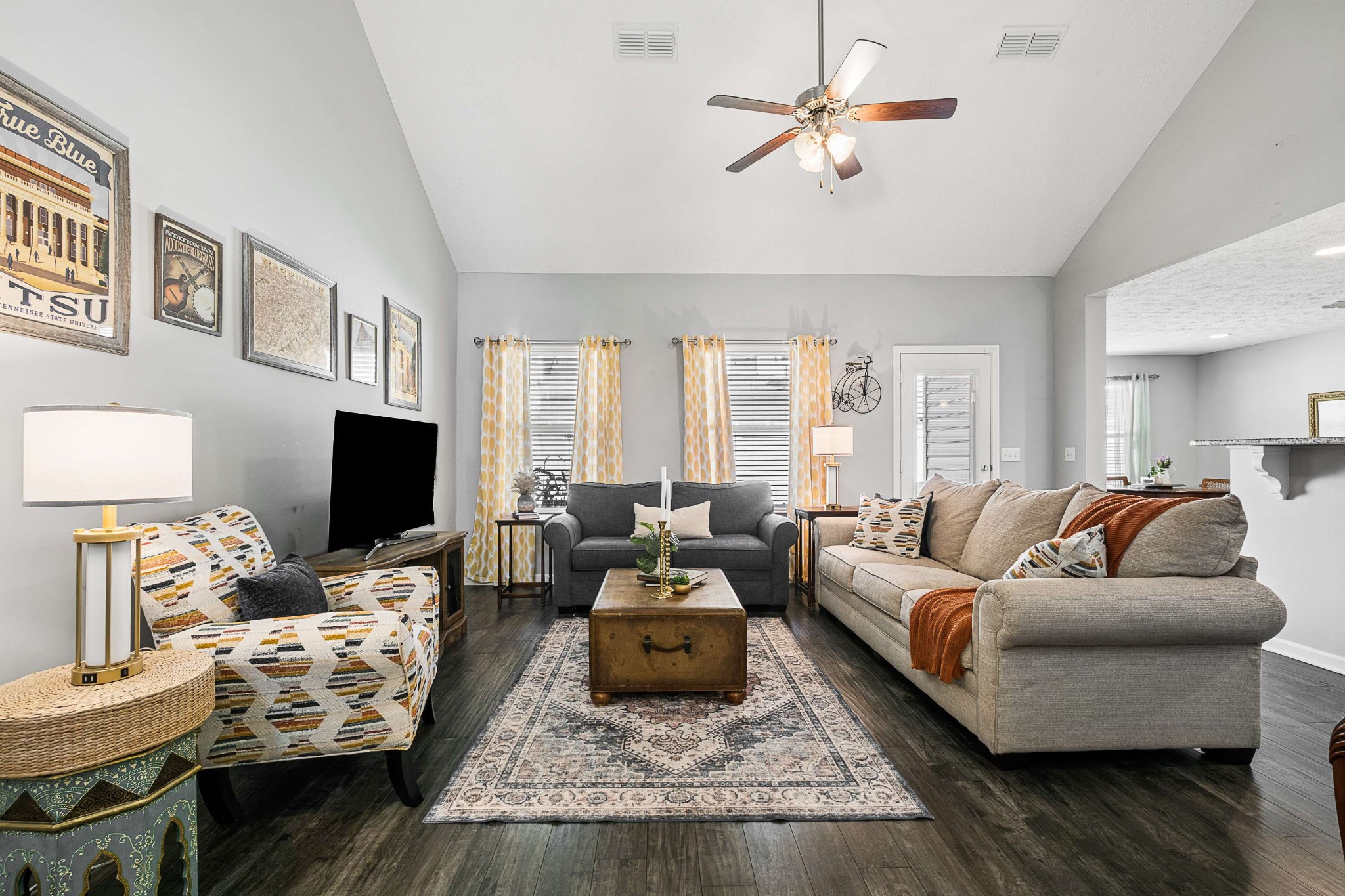 4416 Sunday Silence Way