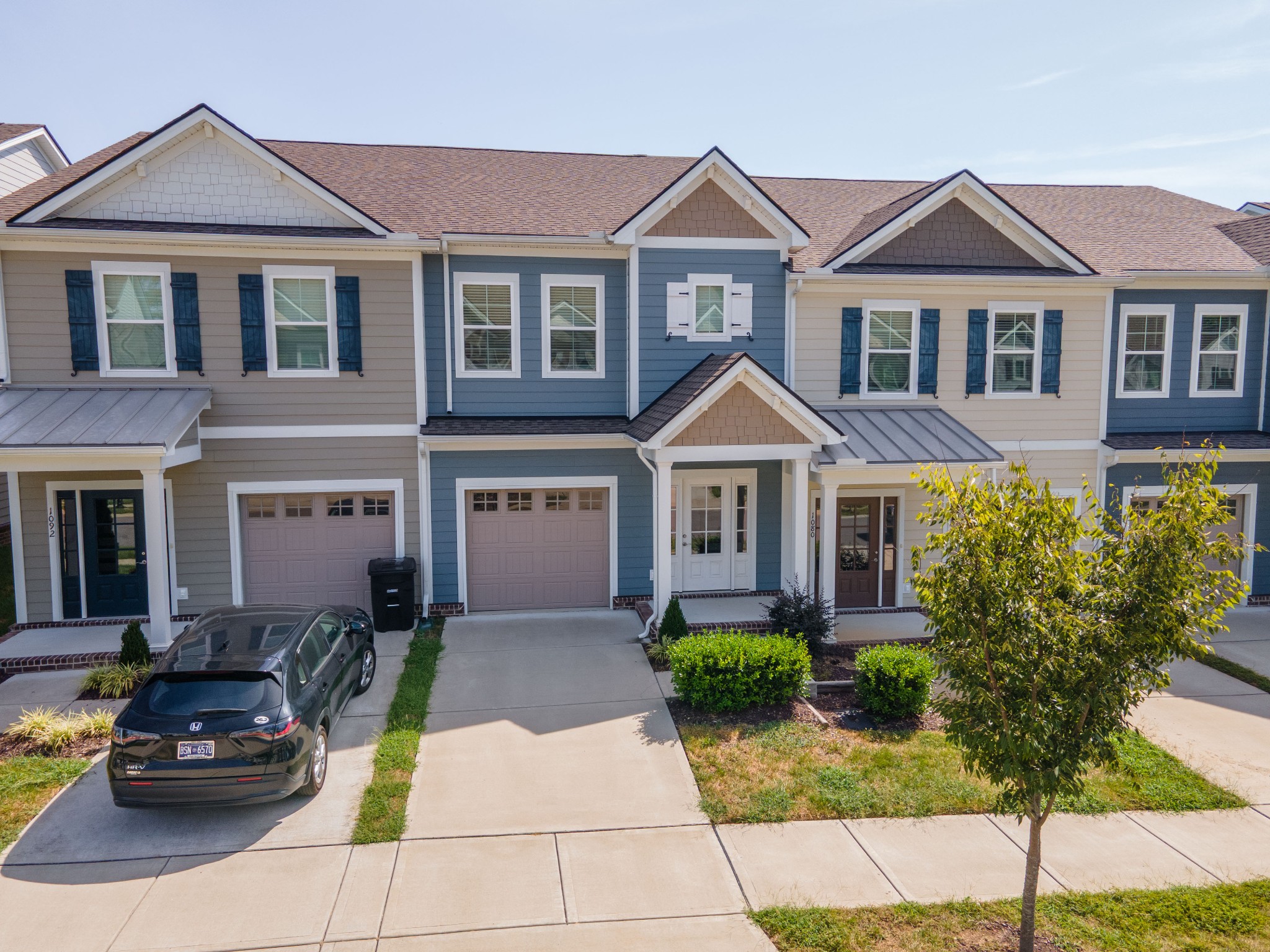 1086 Sweetleaf Dr Property Photo 1