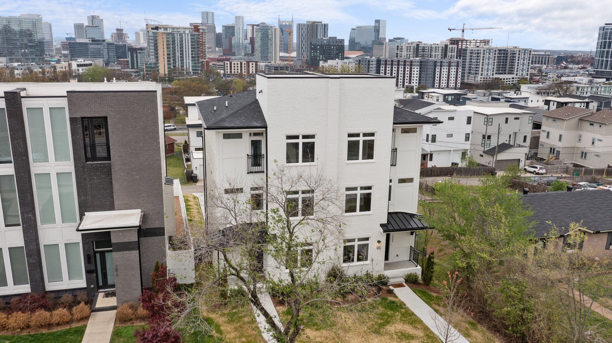 1066 Archer St Property Photo 1