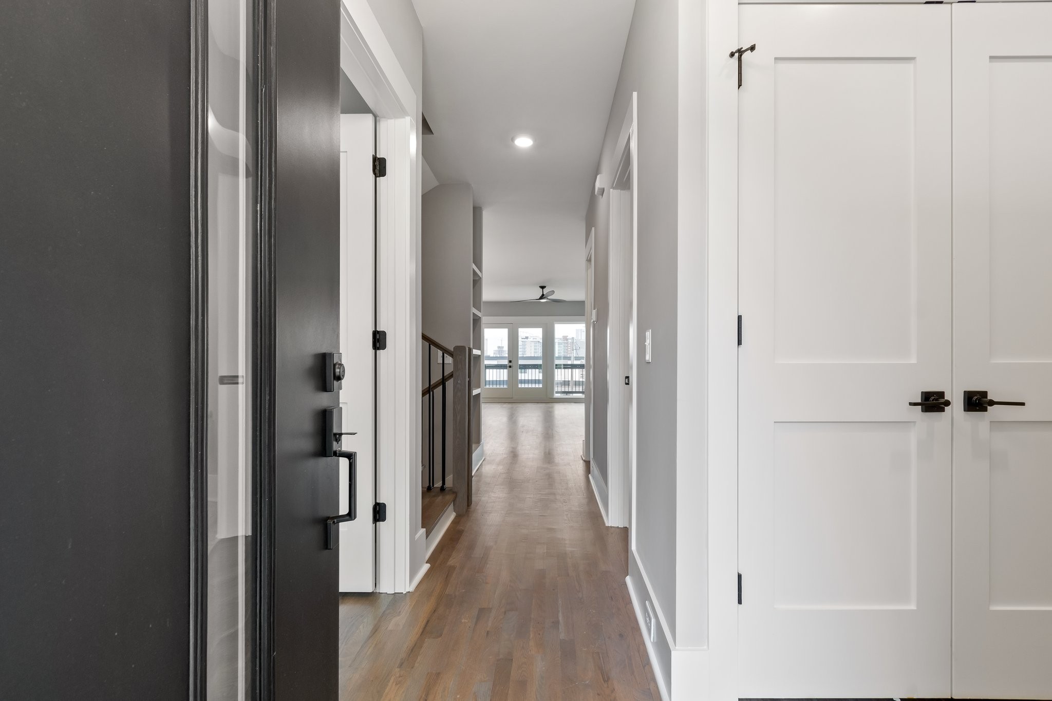 1066 Archer St Property Photo 7