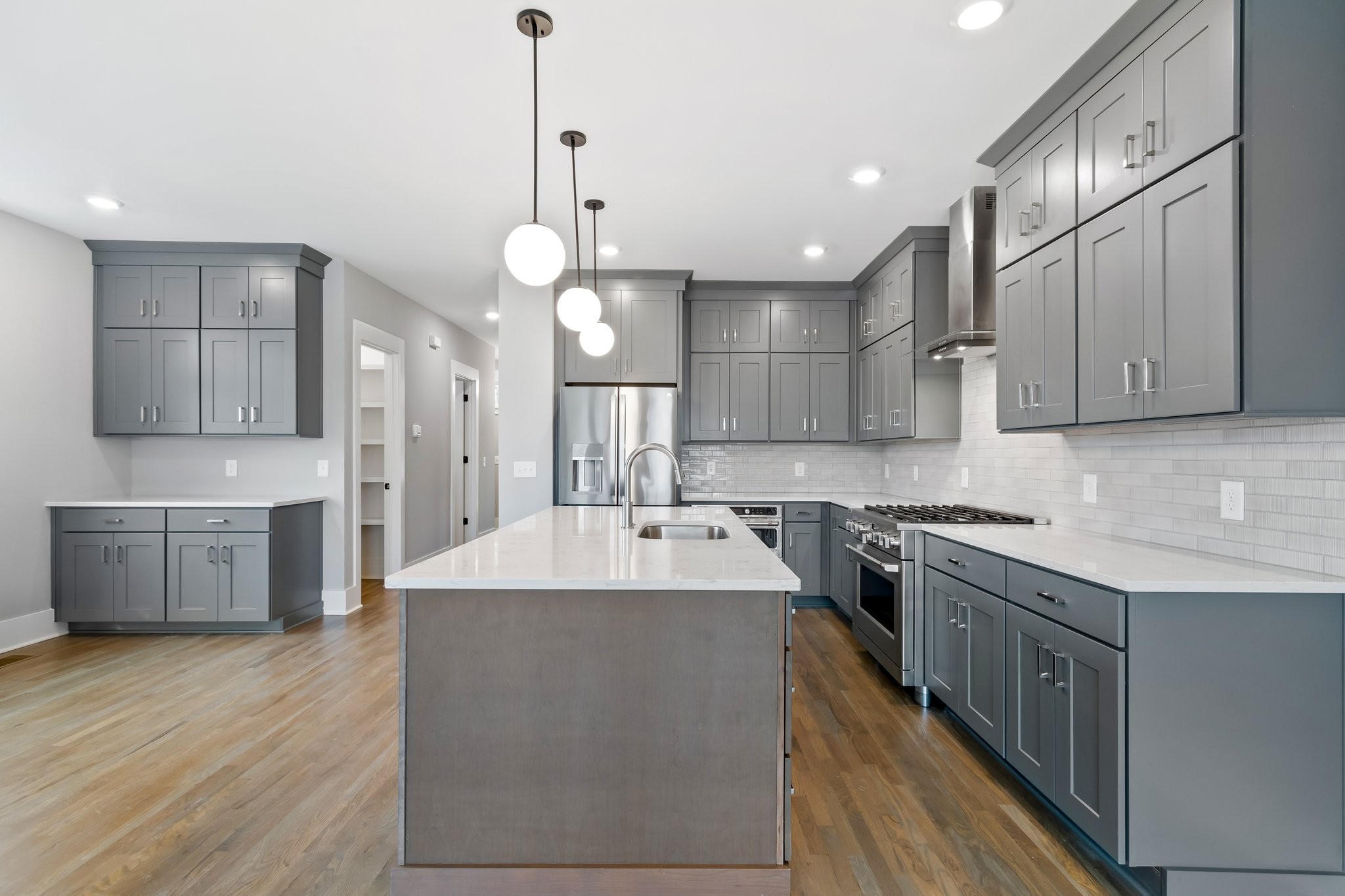 1066 Archer St Property Photo 16