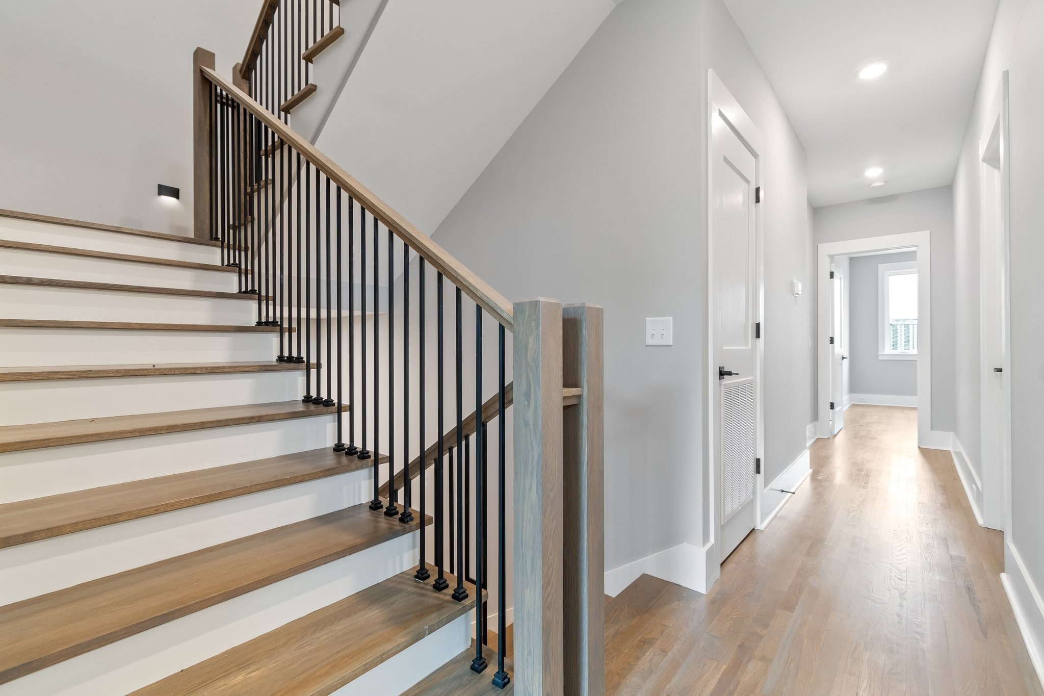 1066 Archer St Property Photo 33