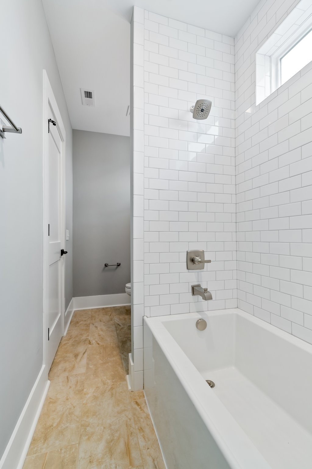 1066 Archer St Property Photo 37