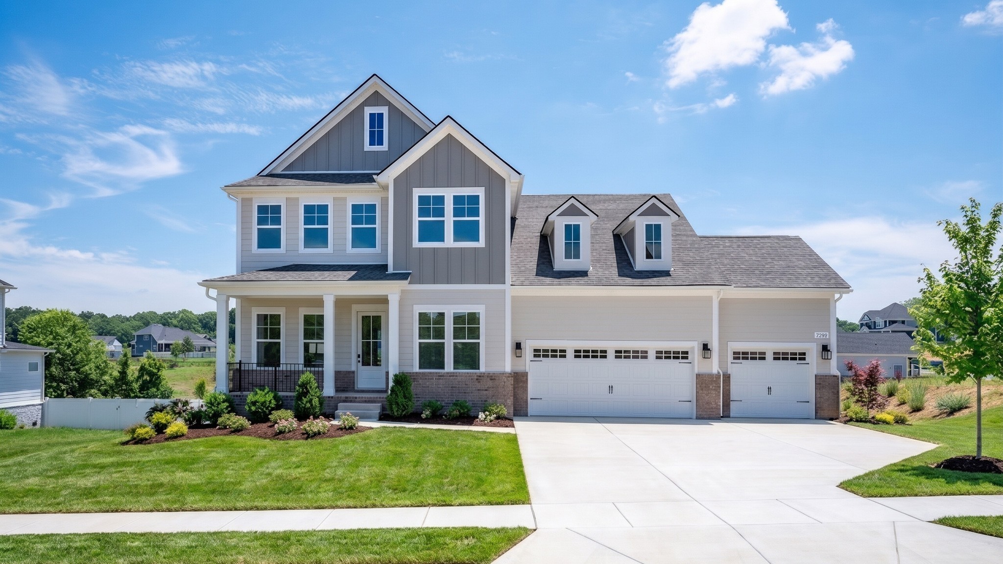 7324 Dutch River Circle Property Photo 1