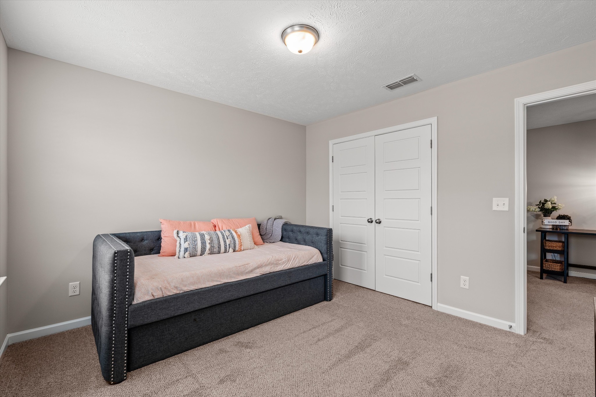 1860 Maidstone Drive Property Photo 17