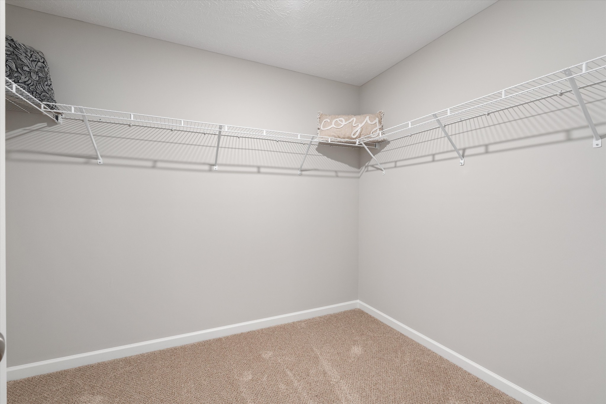 1860 Maidstone Drive Property Photo 27