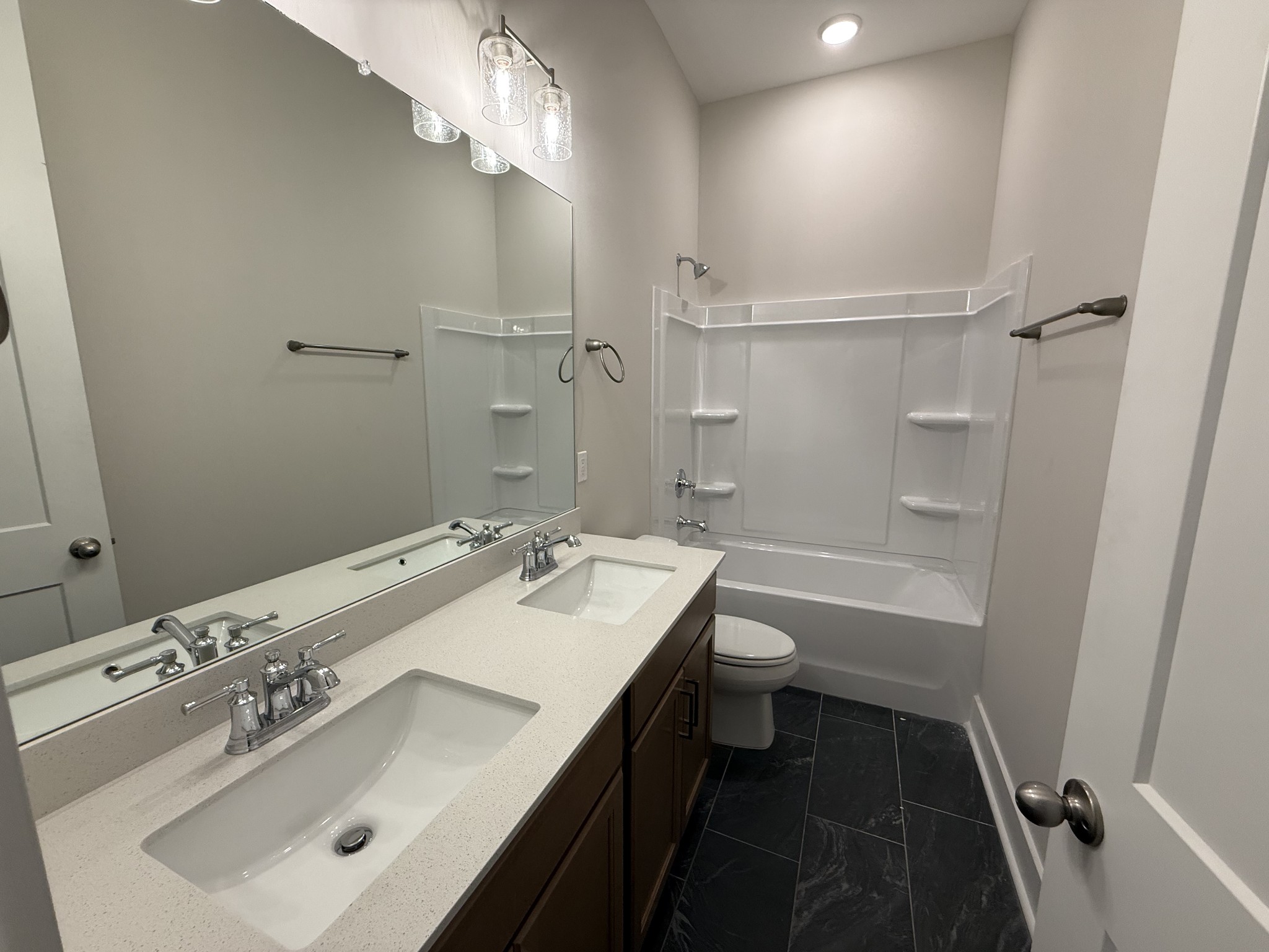 7290 Fairlawn Drive Property Photo 17