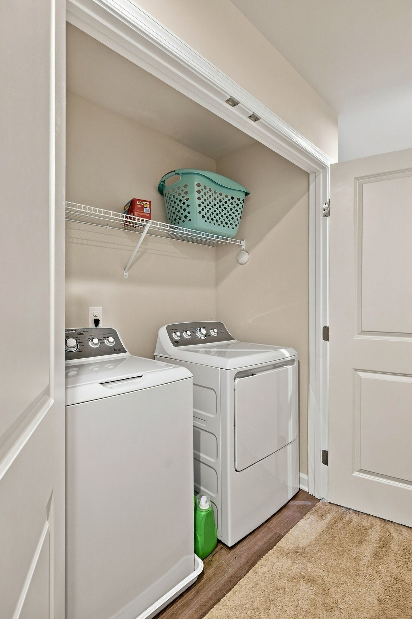 411 Deer Meadow Ln Property Photo 16