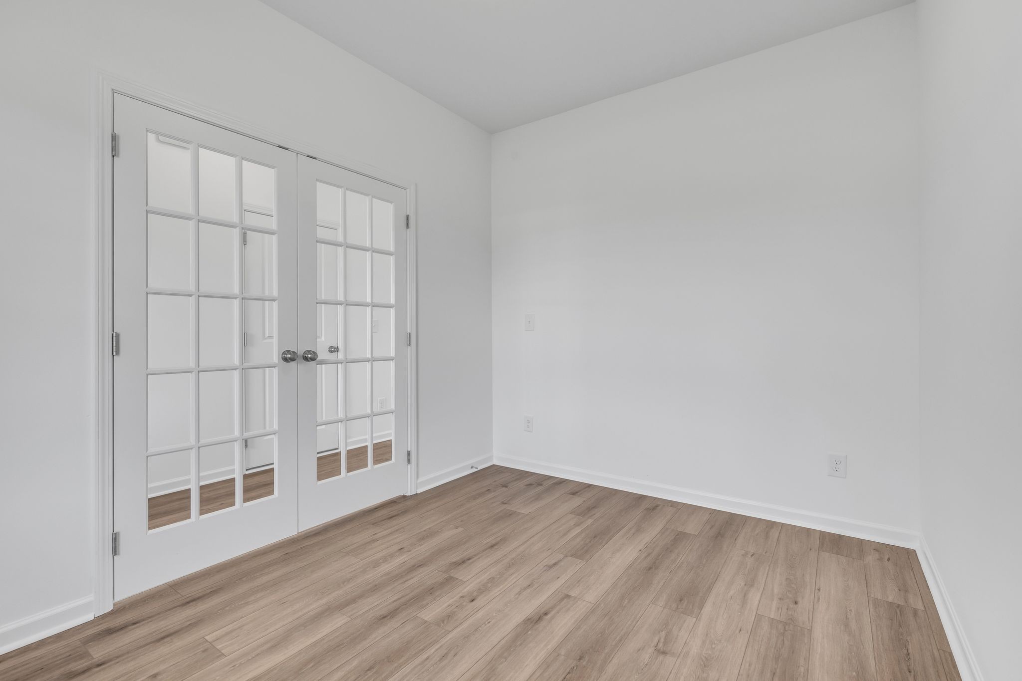 333 Idell Ct Property Photo 4