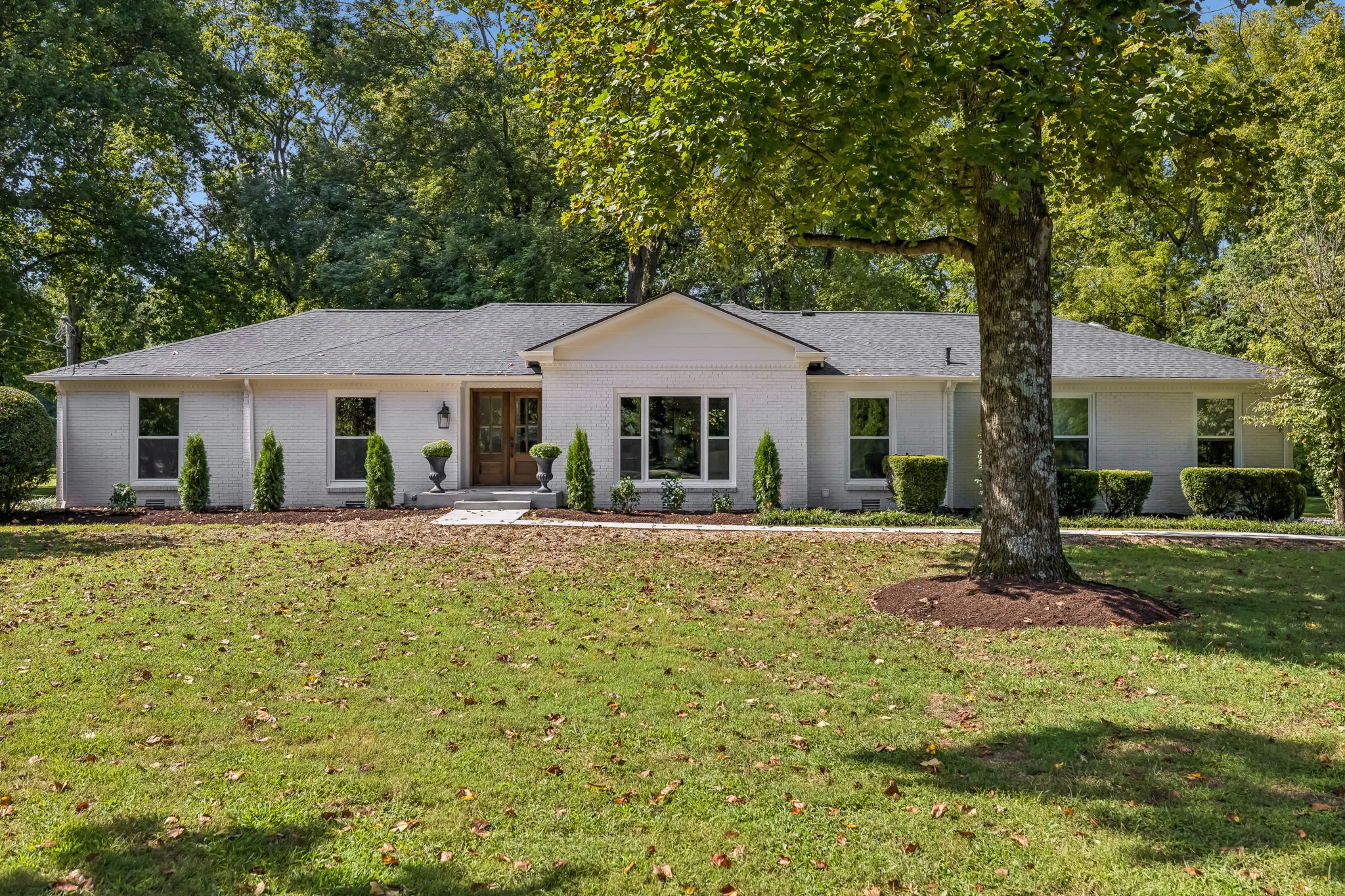 8113 Warner Rd Property Photo 3