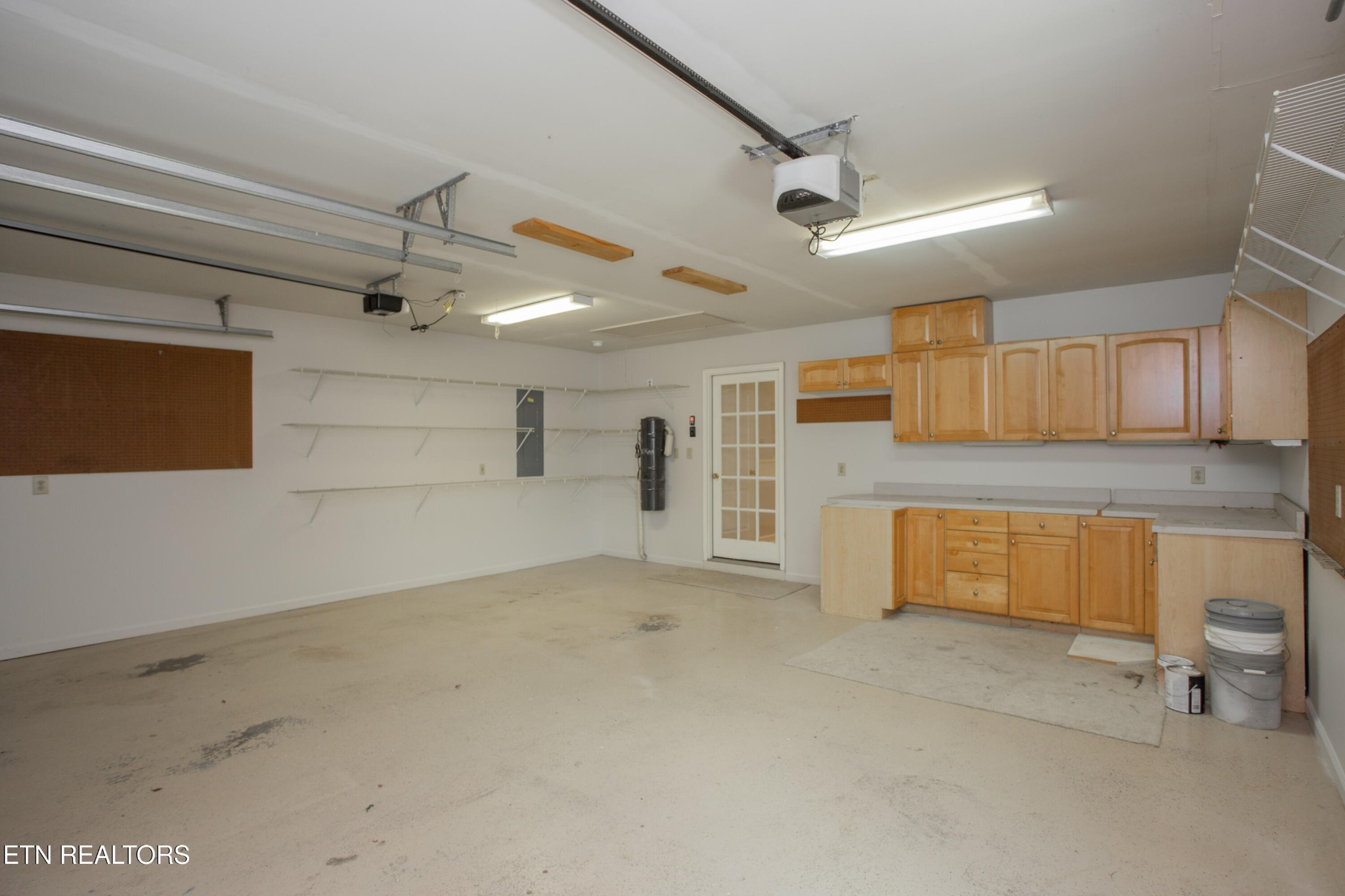 3445 Commodore Point Property Photo 18