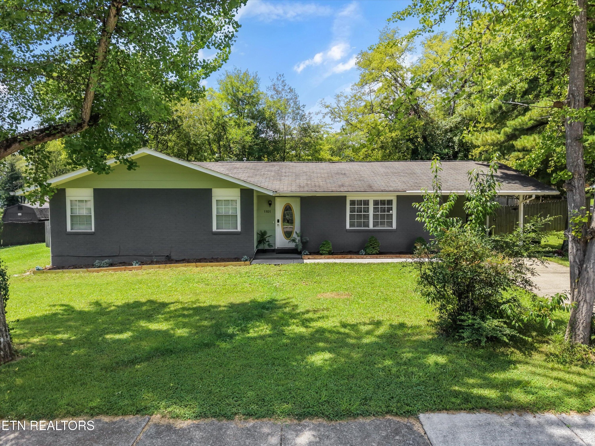 1101 SE Magnet Place
