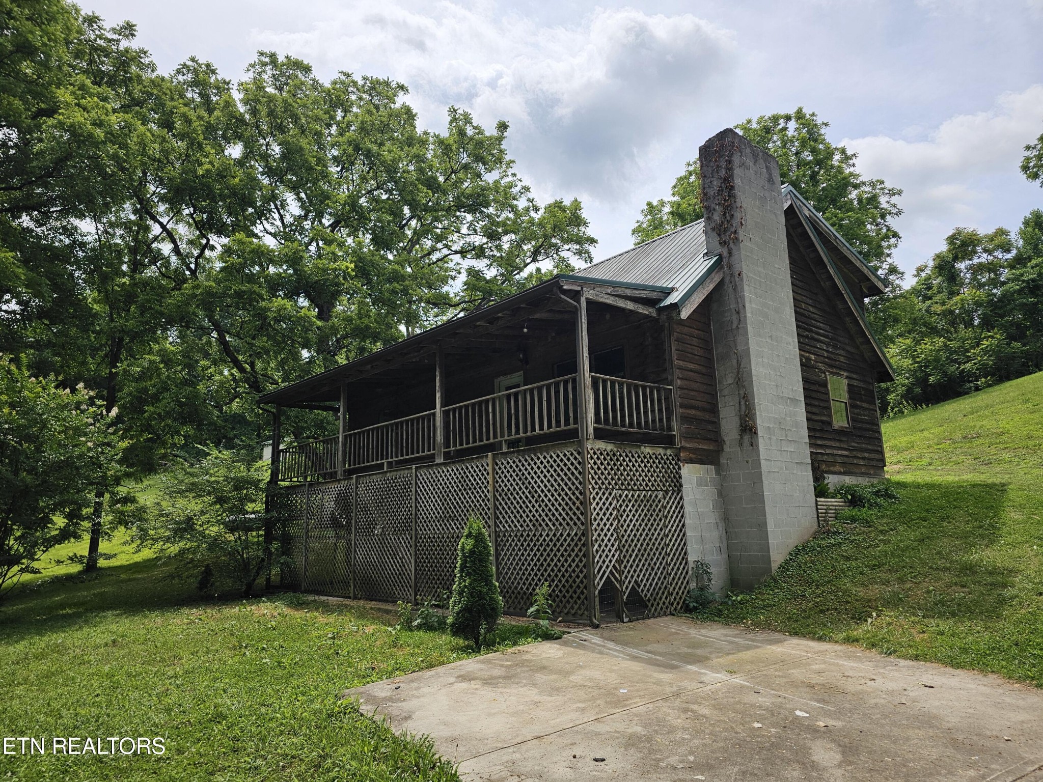 264 Old Long Hollow Rd Property Photo 1