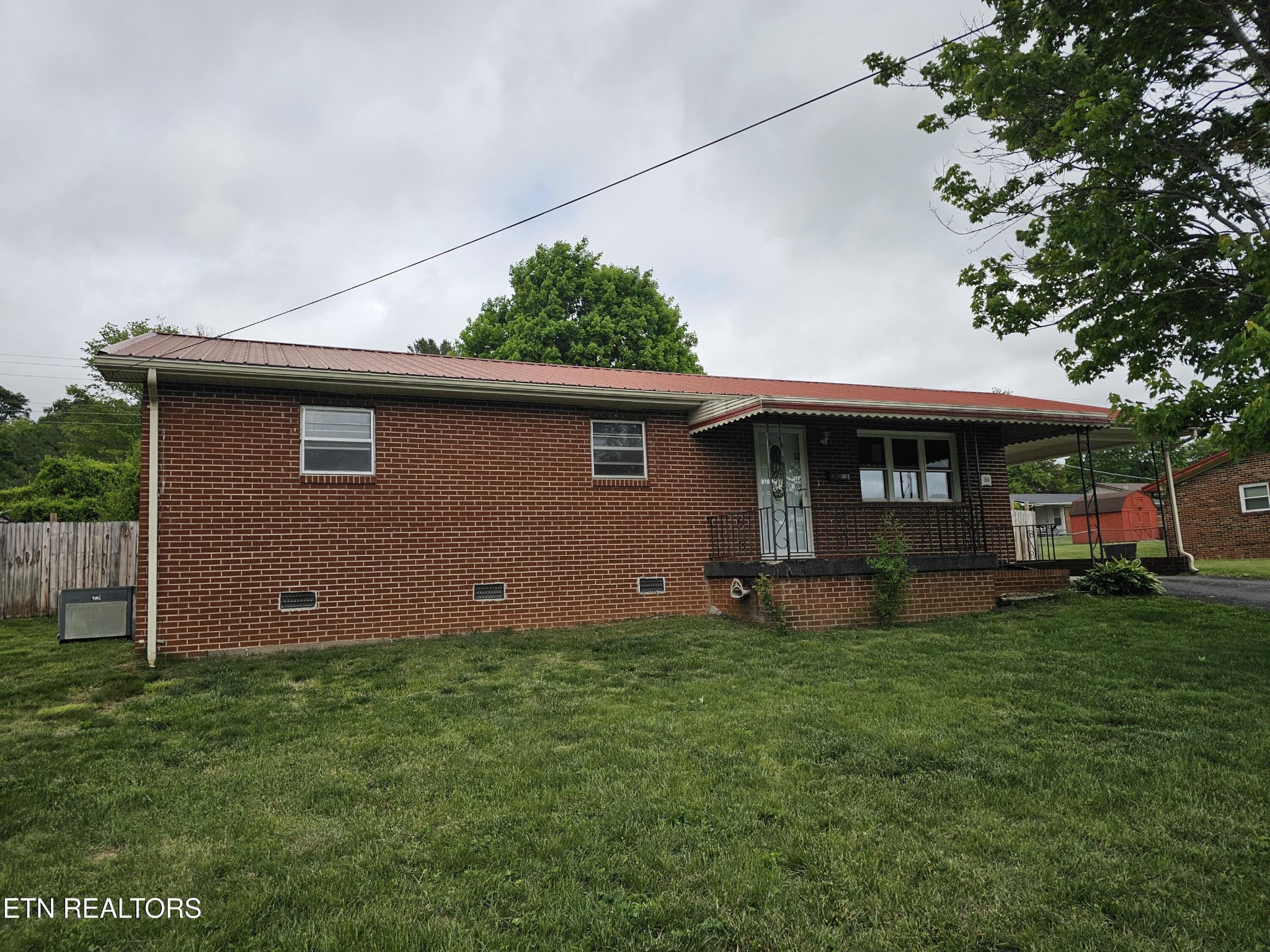 306 Wilson Hurst St Property Photo 1
