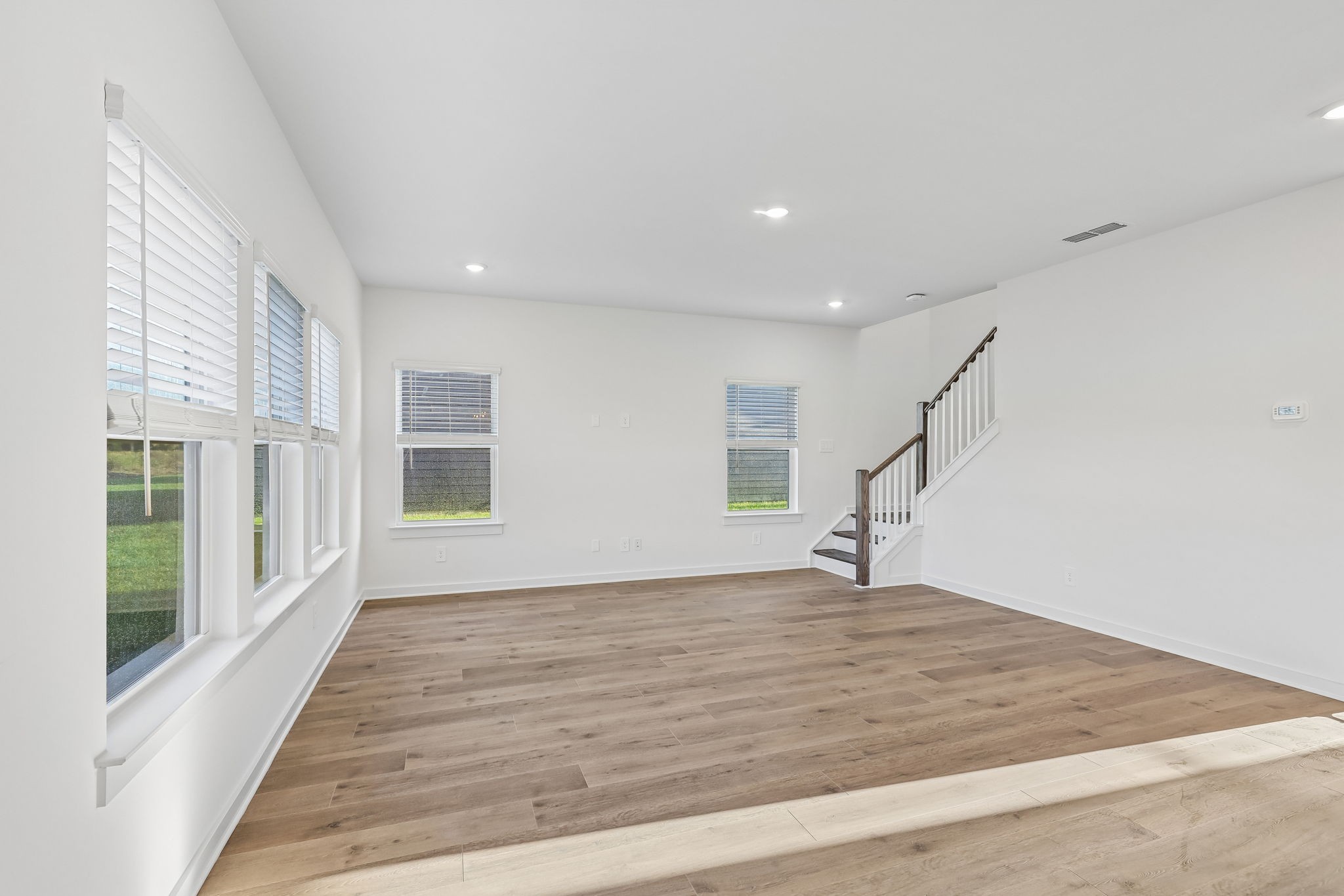 3722 Wiregrass Court Property Photo 5