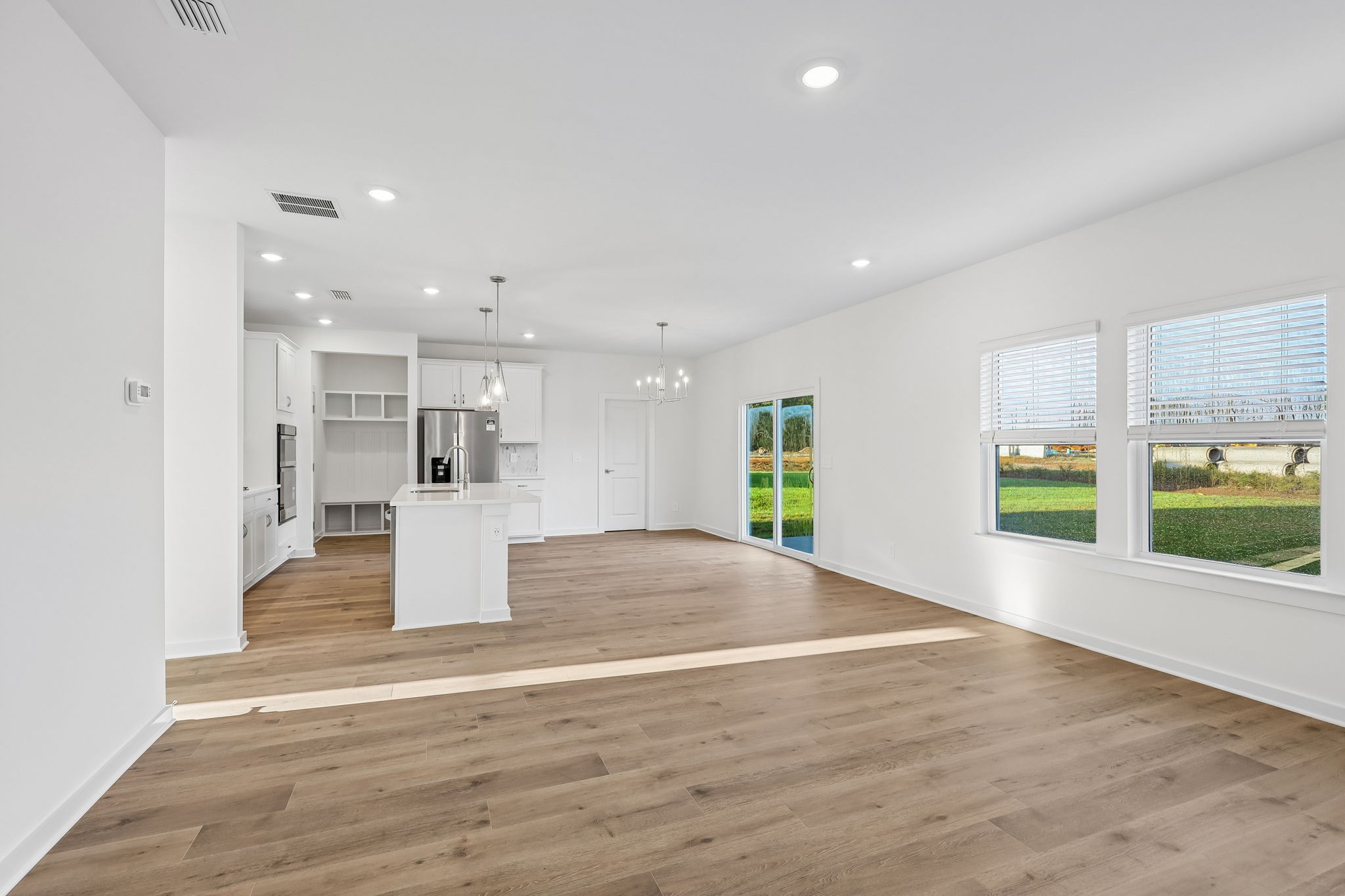3722 Wiregrass Court Property Photo 7