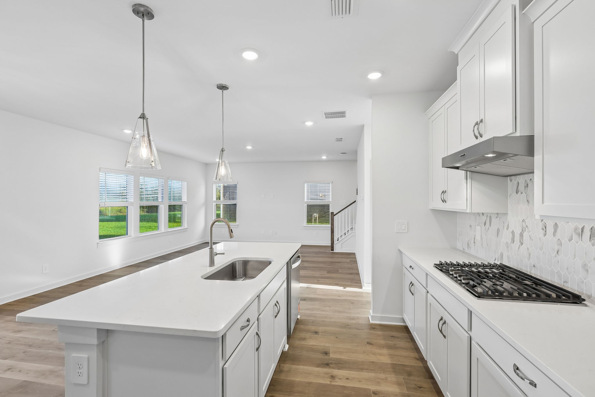 3722 Wiregrass Court Property Photo 10