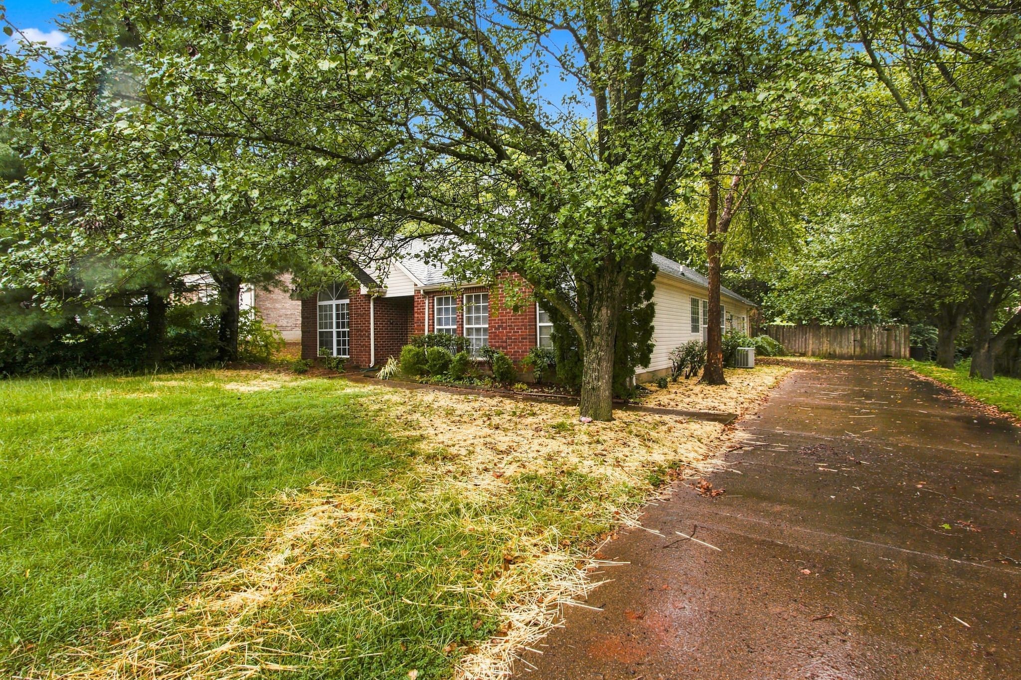 2283 Joann Dr Property Photo 3