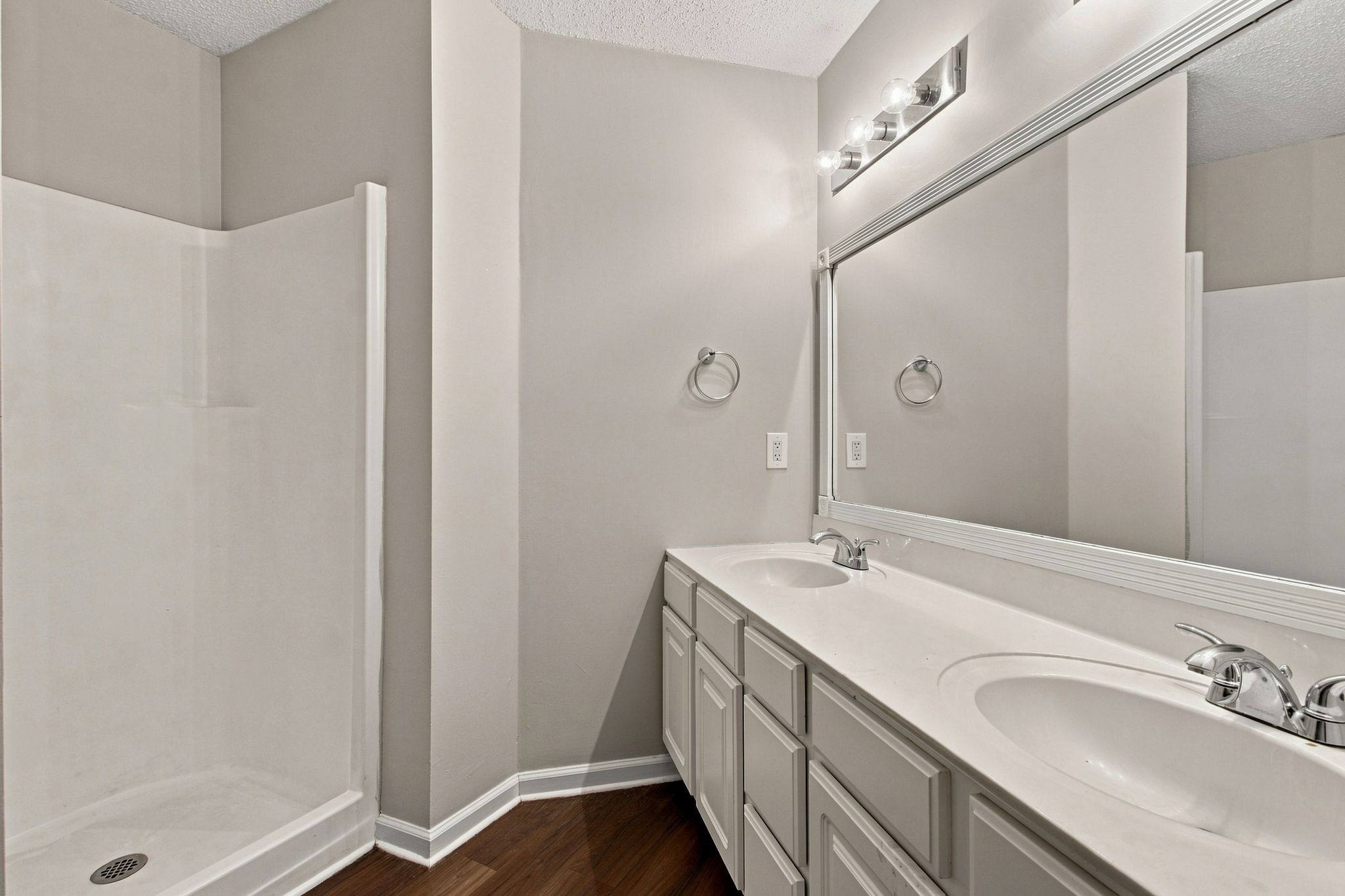 2283 Joann Dr Property Photo 17