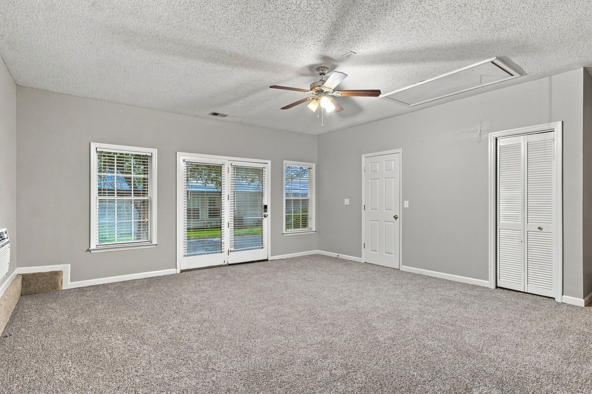 2283 Joann Dr Property Photo 22