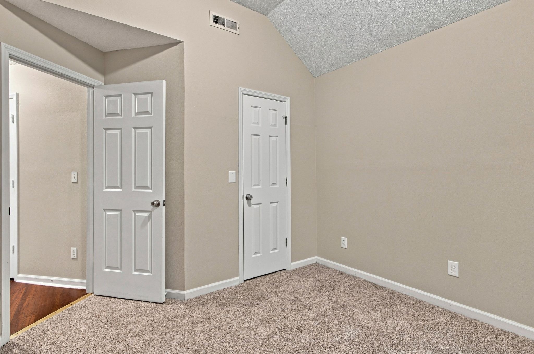 2283 Joann Dr Property Photo 24