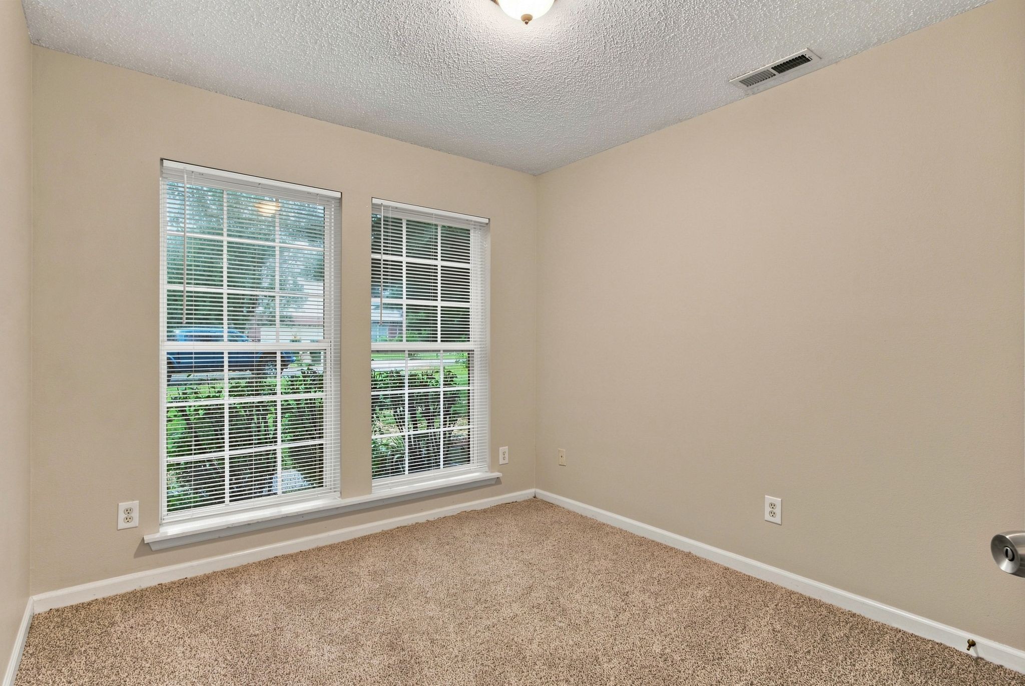2283 Joann Dr Property Photo 25