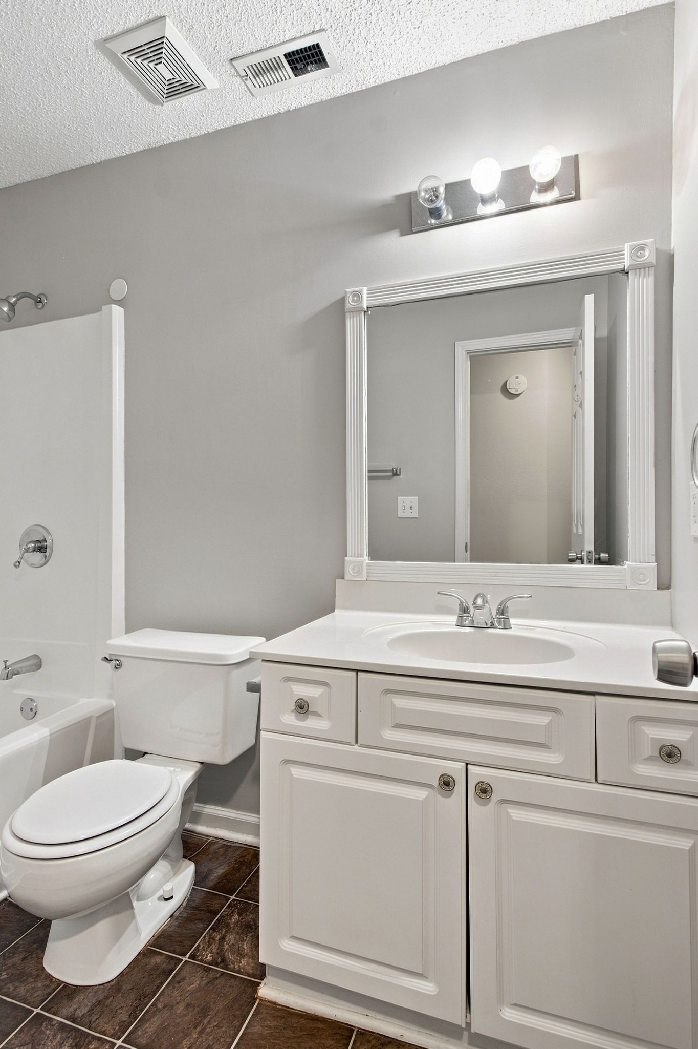 2283 Joann Dr Property Photo 27