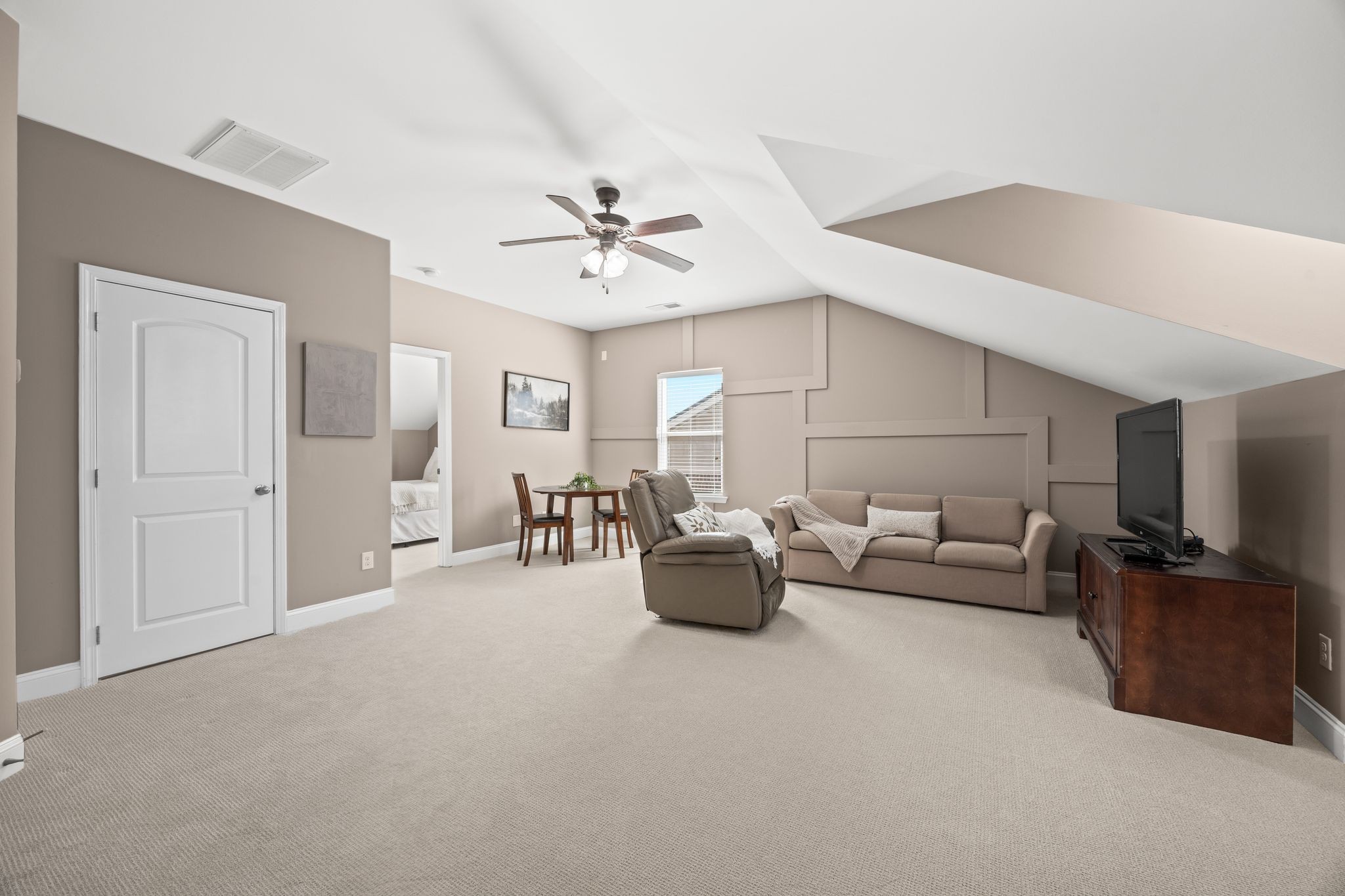 2626 Westerham Way Property Photo 45